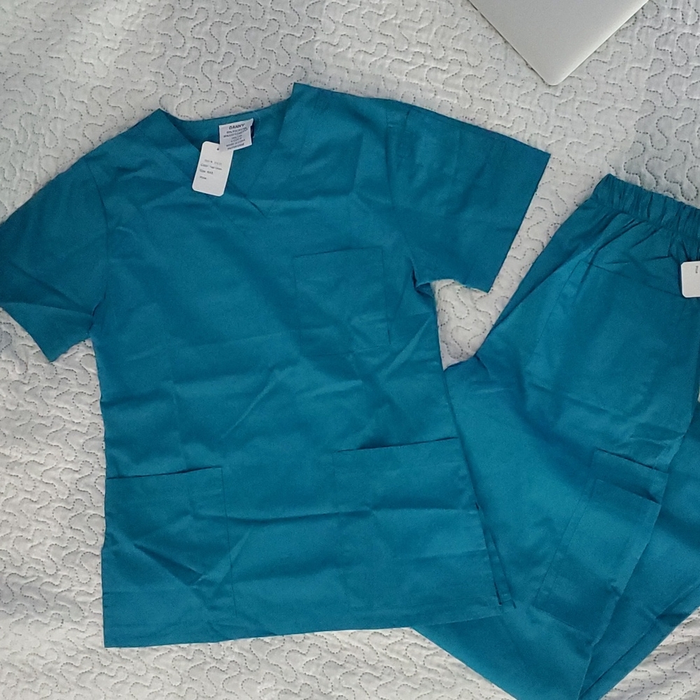 Teal XXS Scrub set - brand new